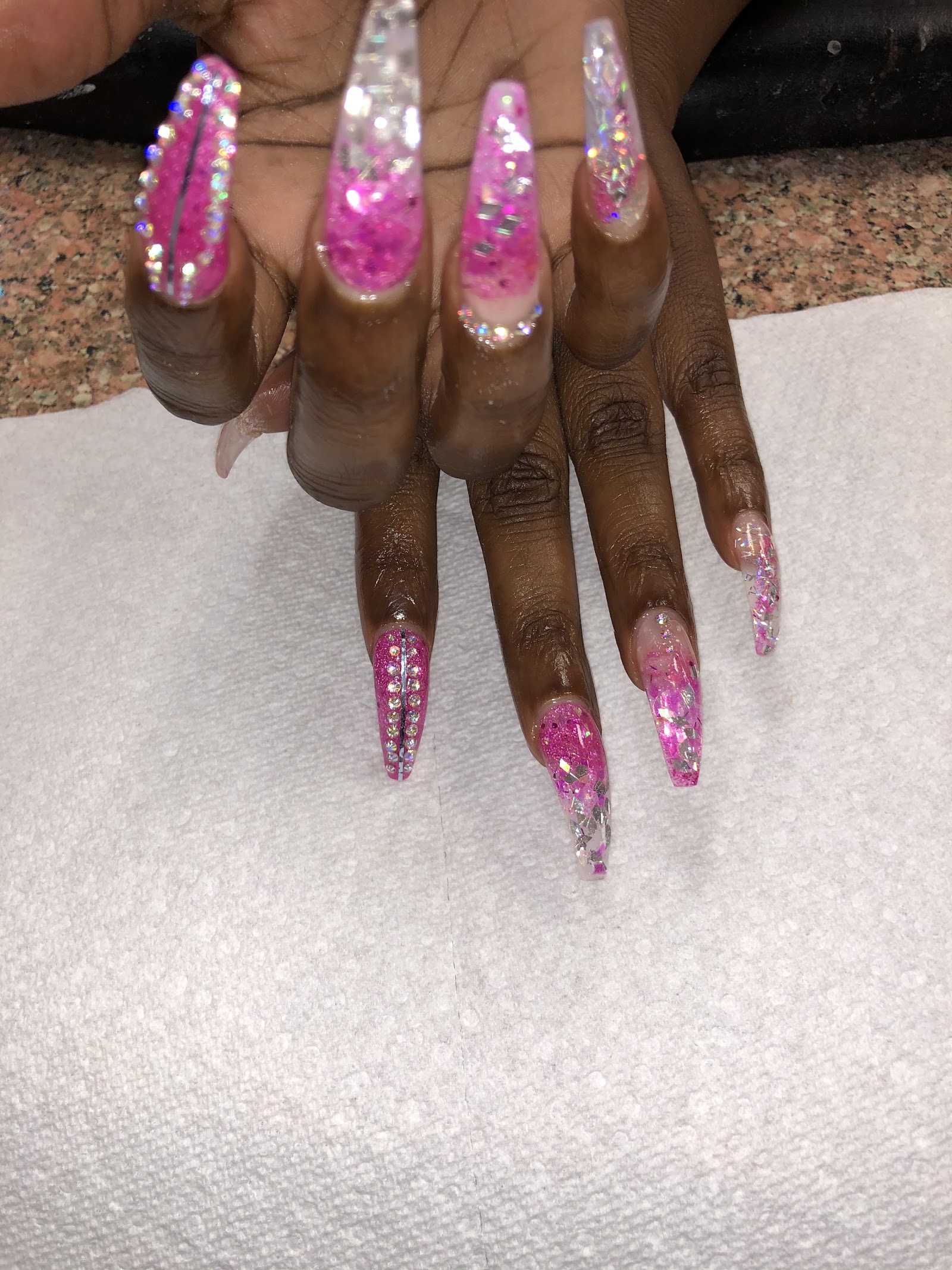 Lovely Nails nail photo 6